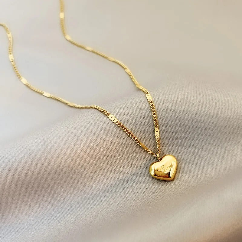 The Love Heart Pendant Necklace